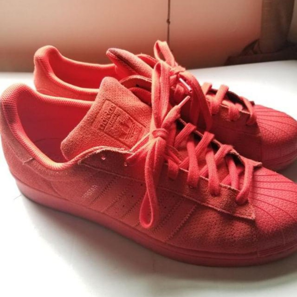 Red shelltoe Adidas